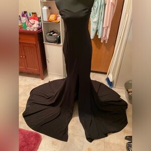 Miss Ord strapless black gown flare bottom form fitting size L